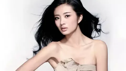 大批韩国人在美被拴铁链带走